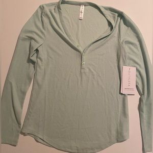 Athleta wind down sleep top NWT